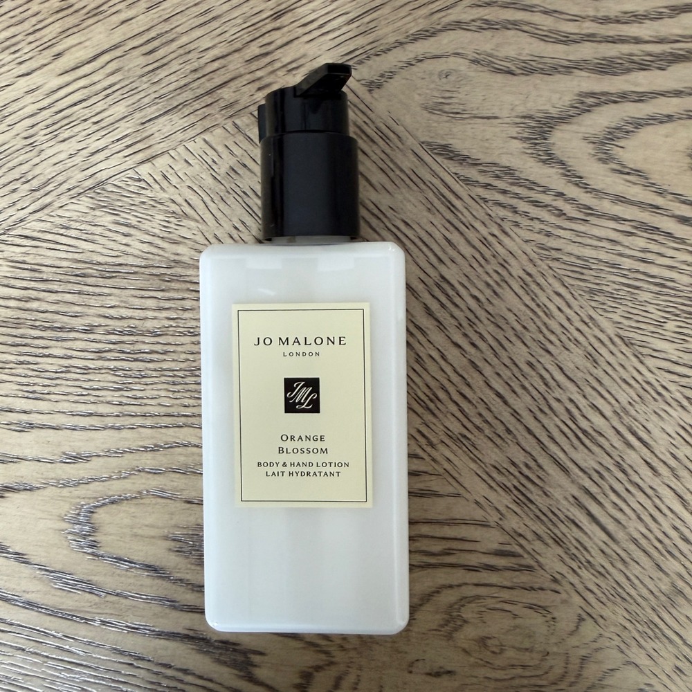 Jo Malone London Orange Blossom Body & Hand Lotion 8.5oz 250ml Pump Moisturizer